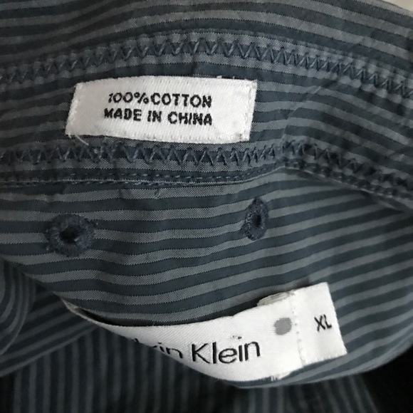 Calvin klein 100% cotton long sleeve button down stripe shirt - Picture 7 of 9